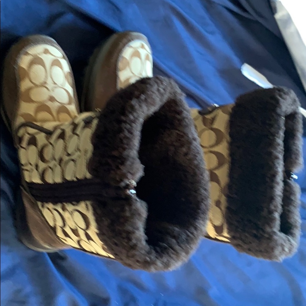 Coach boots